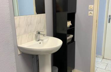 studio meublé, résidence calme - Photo 4