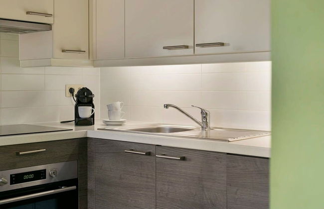 Modern Duplex Apartment Near the Beach - Foto 10