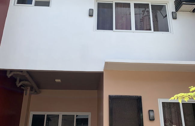 Mactan Transient Townhouse - Foto 1