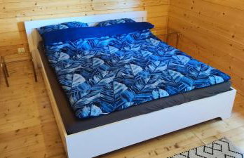 Przy jeziorze - Foto 14