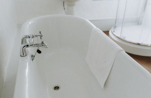 Treleddyn Farmhouse - Photo 48