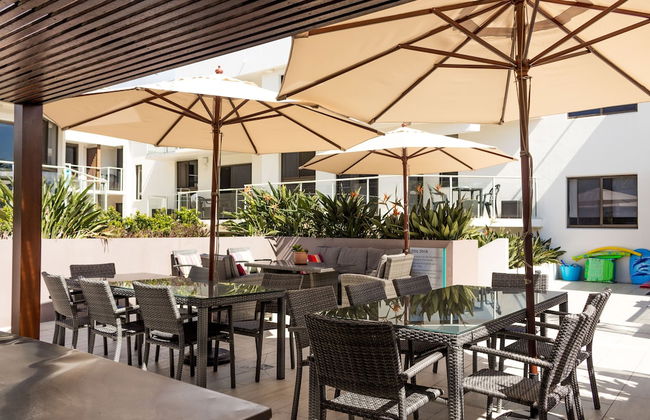 Bayview Beachfront Apartments, in town right on the beach - Foto 72