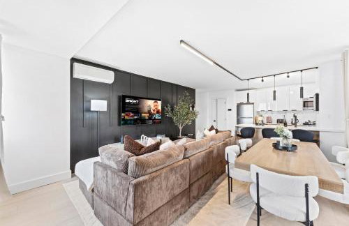 Stylish 3BR Retreat EWR MetLife NYC Access - Foto 2