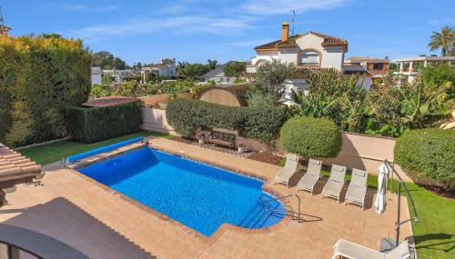 Villa Magnolia by Finest Rentals - Photo 4