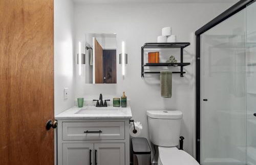 Lakeside Getaway - Lake Access & Firepit - Photo 10