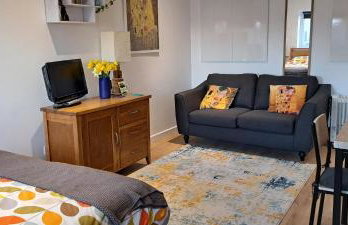 Modern studio apartment with outstanding views, sleeps 2 - Photo 1