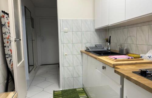 Apartament Bazyliańska - 100m do Metra "Bródno", 20 minut do centrum Warszawy - Foto 16