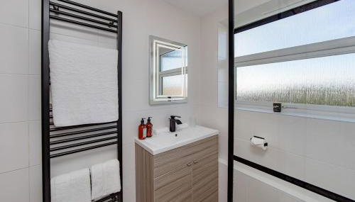 Coastal Charm In Clacton On Sea - Foto 5, Shower