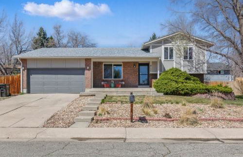 Spacious 4BD - Backyard BBQ, Fire Pit & Mini Golf - Foto 2