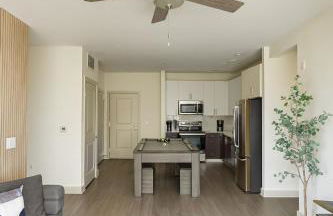 Resort-Style Retreat 1 King 2 Queens, Pool table - Foto 4