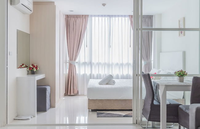 Locals Bangna Elements Srinakarin - Photo 2