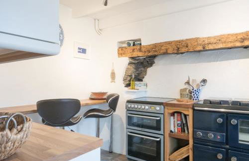 Driftwood Cottage Llangrannog - Photo 2