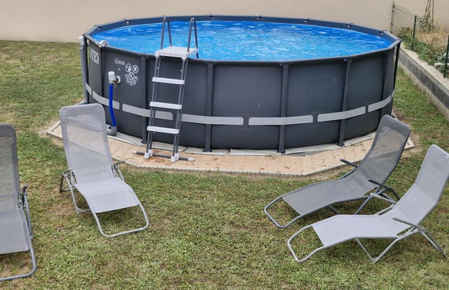 Pretty Villa With Above Ground Pool - Foto 17