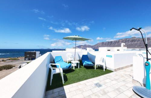 Karma Famara 1 a 25m del mar - Photo 1