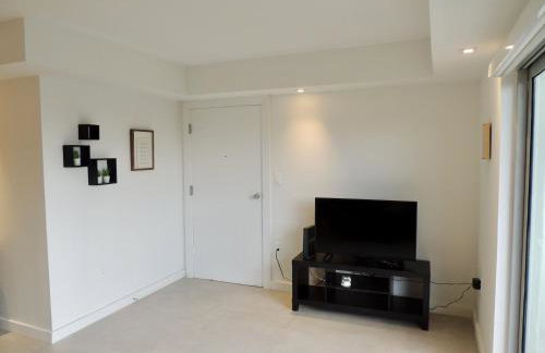 2BR in Heart of SoBe with Parking - Foto 5