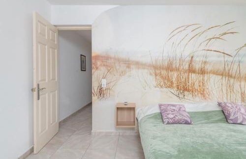 2 homes, pool and beautiful ocean view! - Foto 40