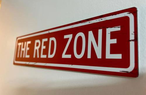 OU Hideaway Relaxing Hot Tub Pool Table - Foto 11