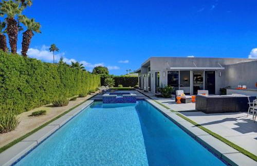 Oranj Door Modern - 4BR Pool, Hot Tub, Large Backyard - Foto 5