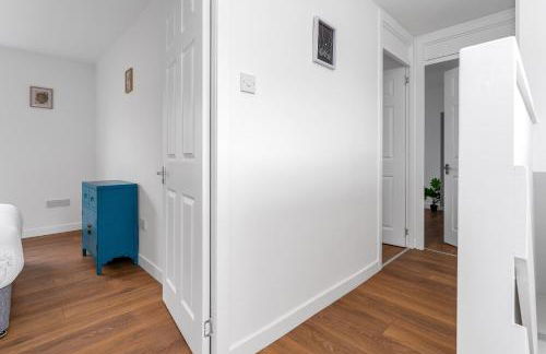 Cheerful Stays - Livingston - 4 Bedroom 3 Bath home - Foto 32