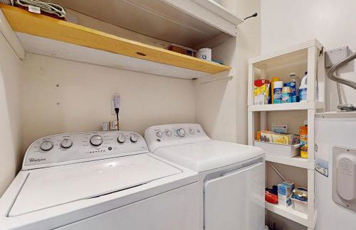 Charming Dog Friendly Home Sleeps 6 Deck Grill - Foto 12