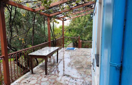 Giannis Gerakios apartments by climbing house - Photo 37