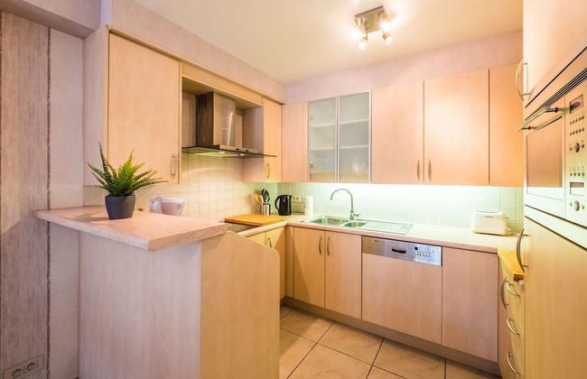 Apartment With 2 Bedrooms and Large Terrace - Photo 6