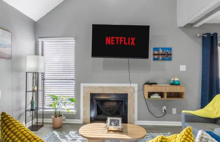 Skyline Loft with 2 Balconies 5 min to Love Field - Foto 2