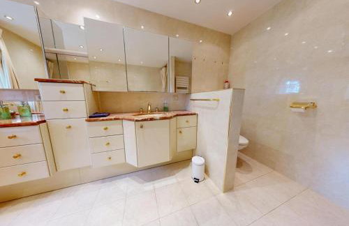 La Clef Decamp Greenland 15pers jacuzzi sauna airhockey billard - Photo 39