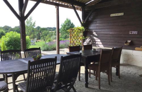 Les Vergnes Gîtes Countryside Getaway with Pool - Foto 14