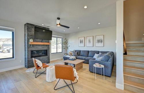 Salida Chalet, Modern Retreat with Mountain Views - Photo 30
