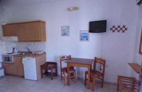 Eleni Apartments - Photo 9