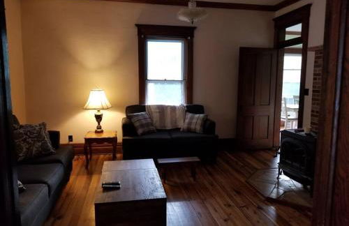 BaseCampWV-Durbin. Spacious 4 bedroom house w/yard - Foto 30