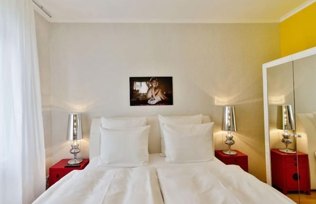 The Suite Hotel Garden - Photo 7