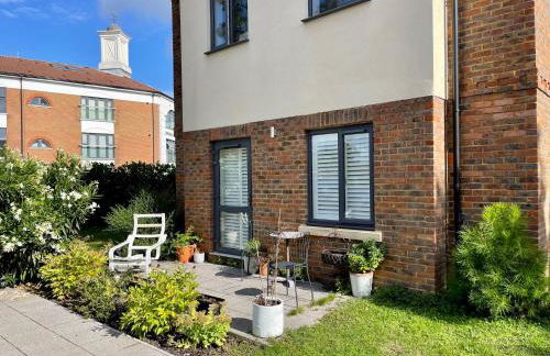 2 Bed 2 Bathroom Gated Apartment 1 Inc free Parking - Foto 12