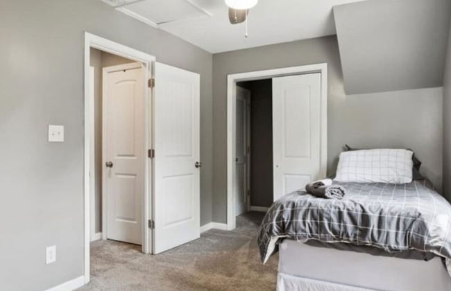 Buckroe Retreat Family Haven Near the Beach - Foto 17