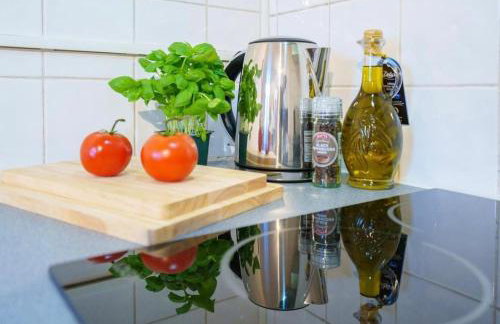 Stylish and Spacious Peckham Flat - Photo 21