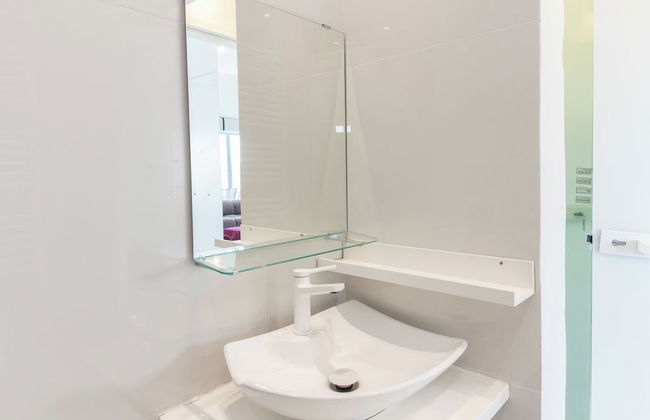 Marousi 2 Bd Luxury Living w Shared Pool - Foto 28