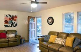 Madrona's Guesthouse- Convenient location, pet friendly - Foto 10