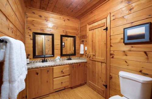 Eagles View Ridge - Gorgeous Mountain Views from the Hot Tub + Firepit - Foto 16