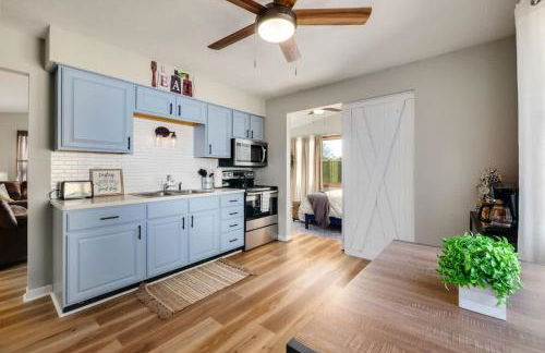 Natures Retreat Renovated with Quiet Pond Views - Foto 13