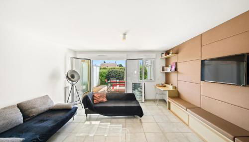 Au bout de la rue la Mer- T3 Jardin Piscine PARKING WIFI BY HC - Foto 2