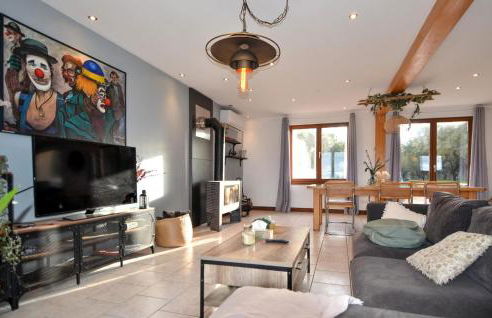 Lovely Home In Mejannes Le Clap - Photo 3