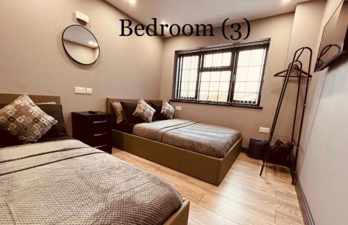 Urban Escape 4BedRoom House- With Free private Parking - Birmingham City - Foto 6