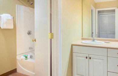 Wyndham Newport Overlook 2BR Apartment with Resort Access - Foto 24