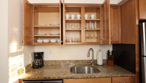 Stylish Apartment in Malden 20 Min from Boston #2 - Photo 5