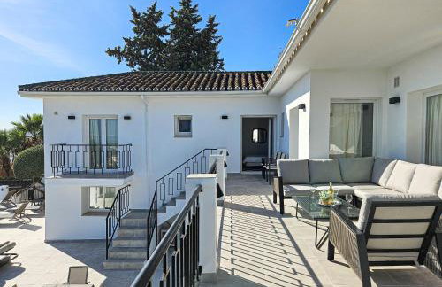 Villa with private pool & outdoor kitchen - Photo 64