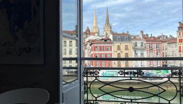 Bayonne centre Grand appartement sur les quais - Foto 4