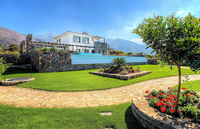 Great Villa, Enormous Pool, Nice Location near Village Sisi - Foto 37