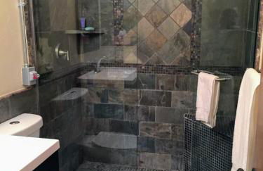 Vail View Loft - Slope-view condo, free bus for quick access to Vail Village - Photo 10