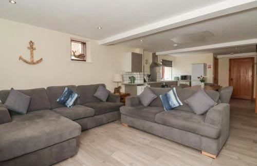 Mulberry Manor - Photo 6